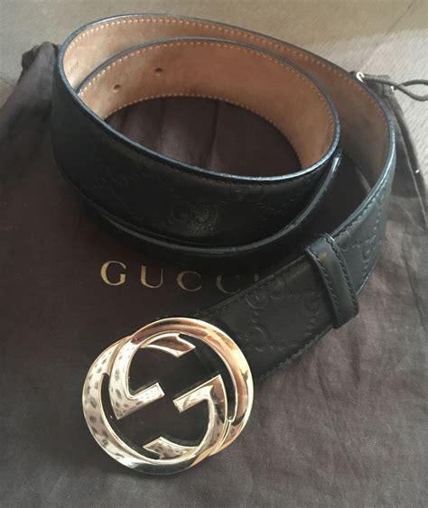 Cinto gucci original usado .